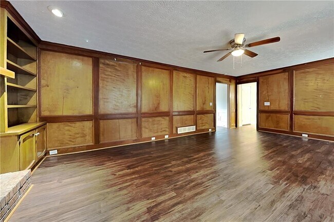 Building Photo - 3651 Mountain Cove Rd