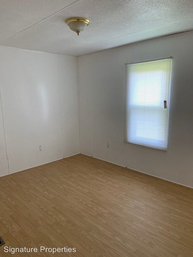 Building Photo - 3 br, 2 bath House - 1034 Bench Lane