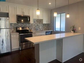 Building Photo - 1437 Marchbanks Dr