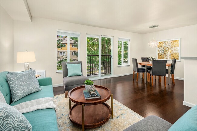 Living Room - 3661 Phinney Ave N