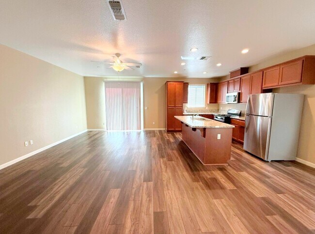 Photo - 4422 Andrea Dr House