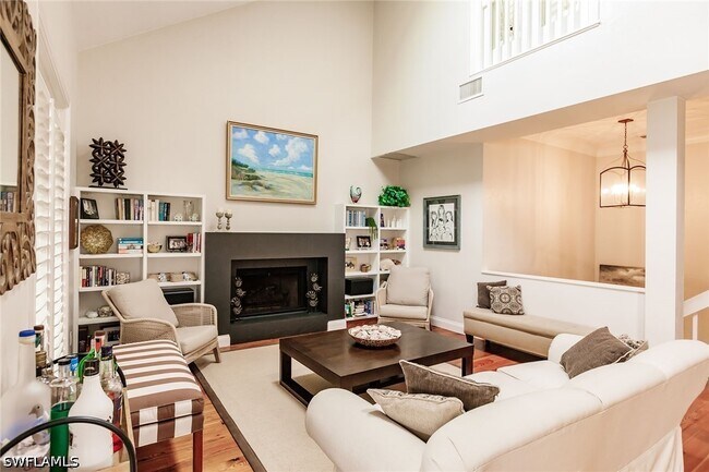 Foto del edificio - 376 Leatherfern Ln