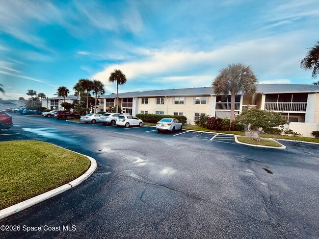Building Photo - 915 Sonesta Ave NE