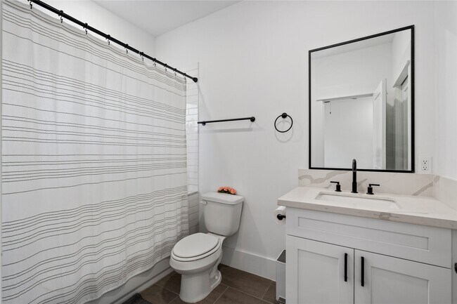 Foto del edificio - 1835 Flowing Springs Trail