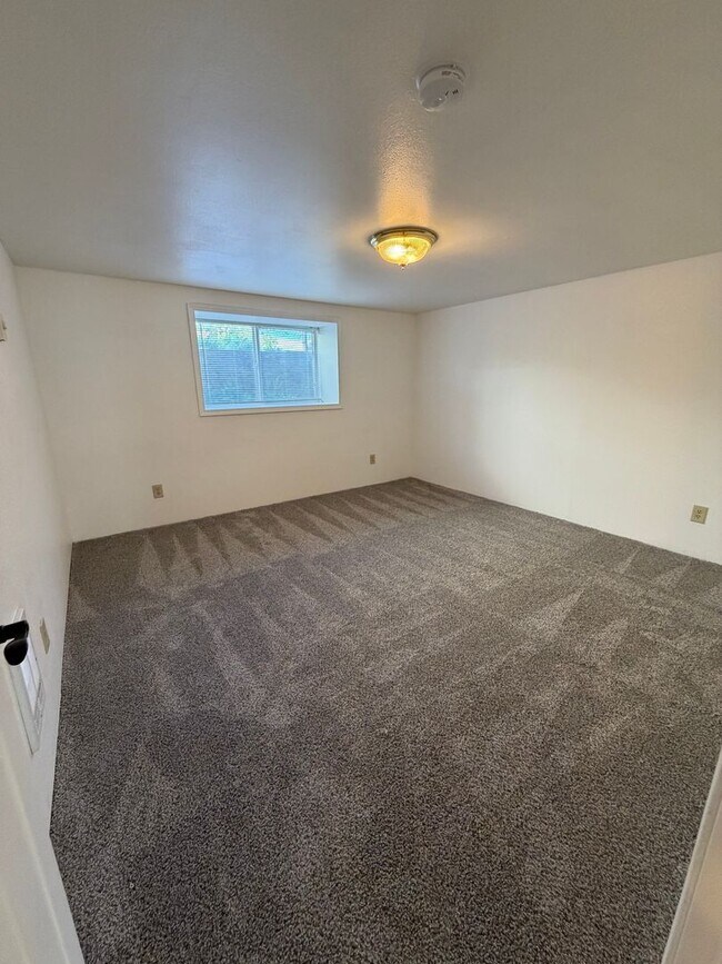 Foto del edificio - 2 Bedroom 1 Bathroom