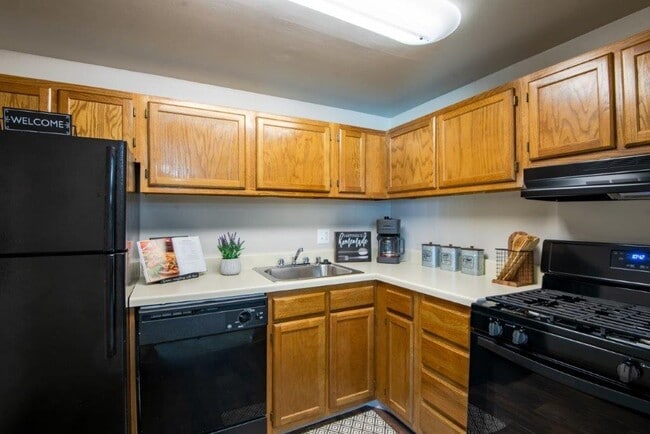 Building Photo - The Preserve at Owings Crossing Apartment Homes