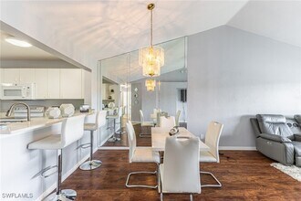 Building Photo - 420 Belina Dr