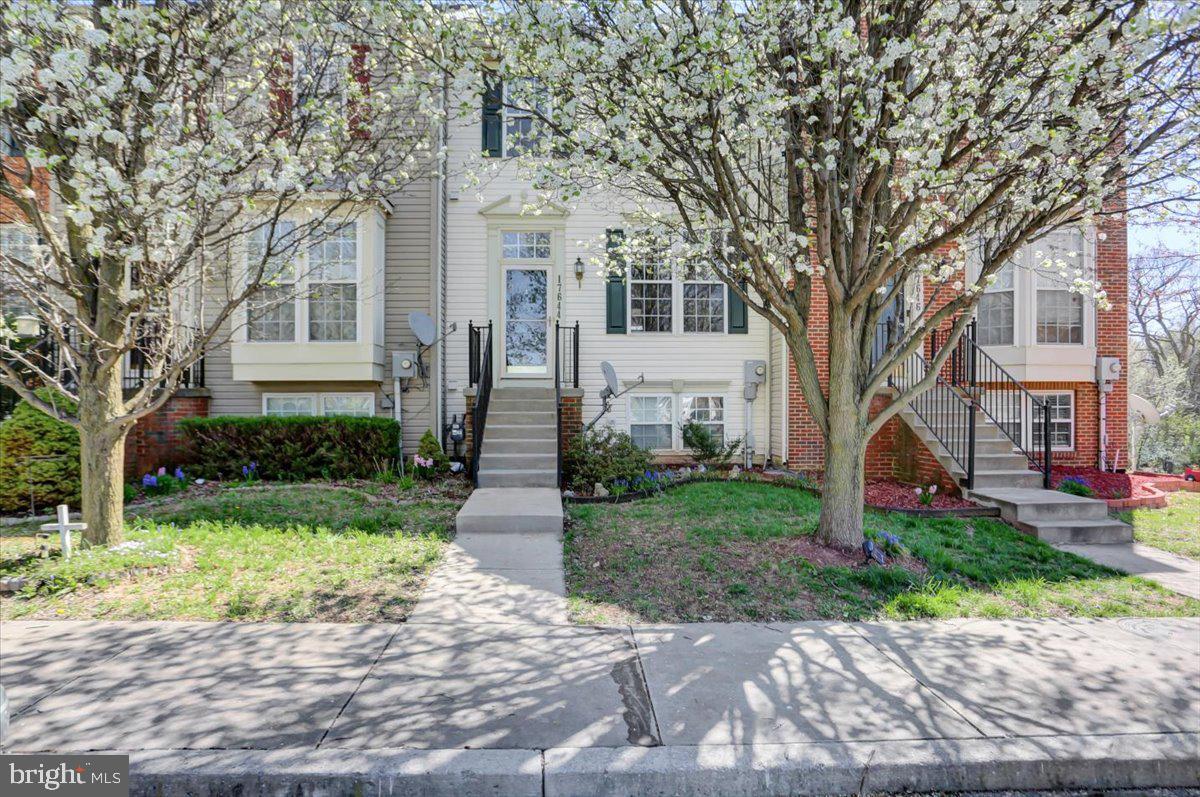 Primary Photo - 17644 Basalt Way