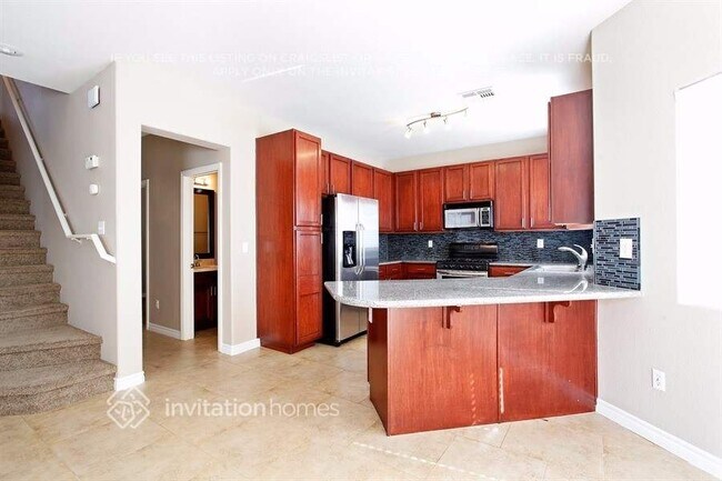 Foto del edificio - 5009 Morning Falls Ave