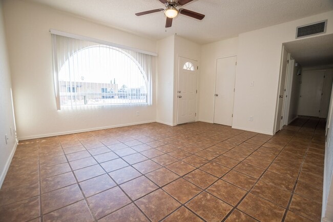 Building Photo - Charming Property Features 3 Bedrooms, 2 Baths, Central A/C!!