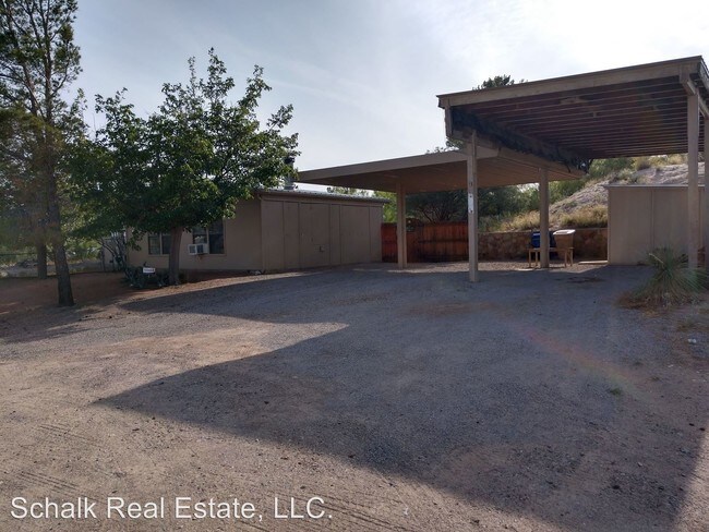 Building Photo - 602 Weinrich Rd