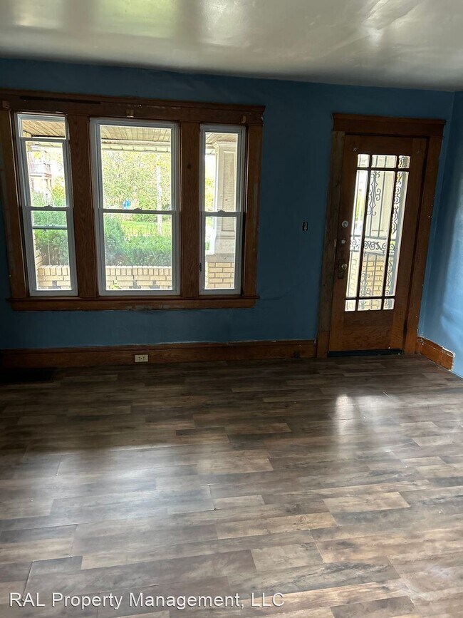Building Photo - 4 br, 2 bath House - 13404 Blenheim Rd