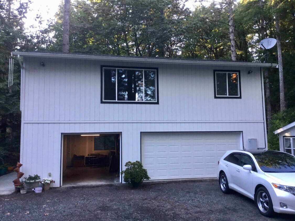 Driveway View - 10913 60th Ave