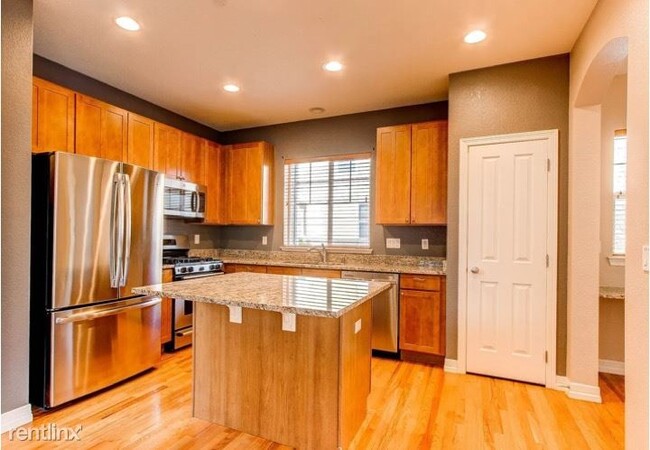 Building Photo - 5 br, 5 bath House - 5091 Minnow Lane
