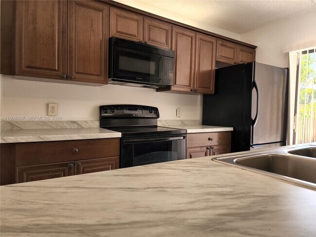 Foto del edificio - 2706 27th Way