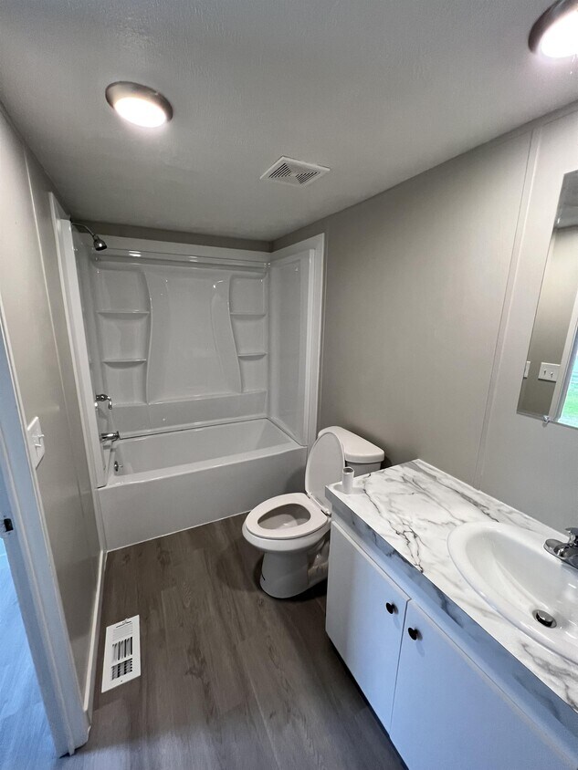 Foto del edificio - 402 E 10th Ave