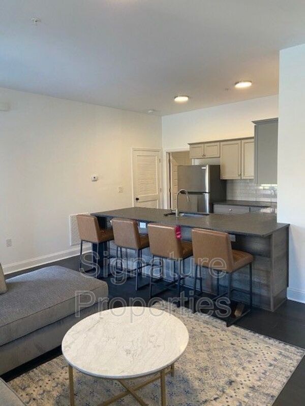 Foto del edificio - 1426 Bainbridge St