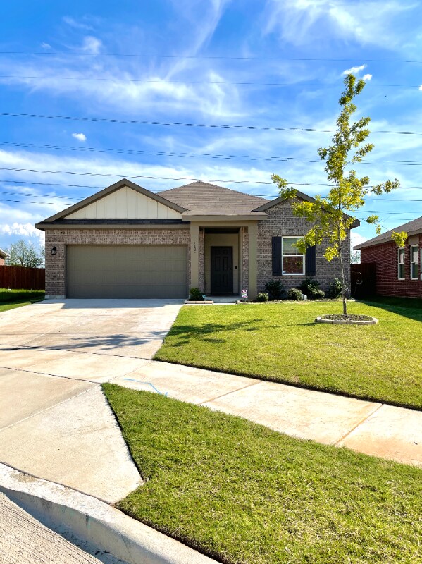 5405 Ladytown Ln, Crowley, TX 76036 House for Rent in Crowley, TX