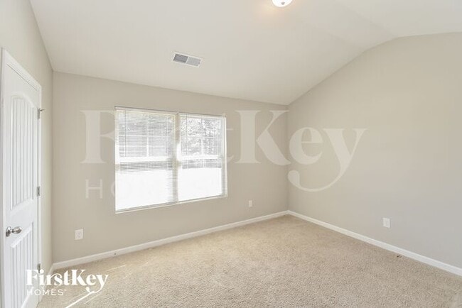Building Photo - 224 Oaken Bucket Dr