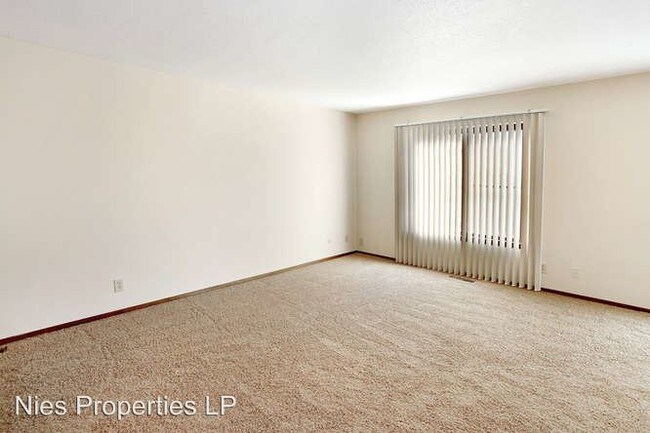 Foto del edificio - 2043 S White Oak Dr