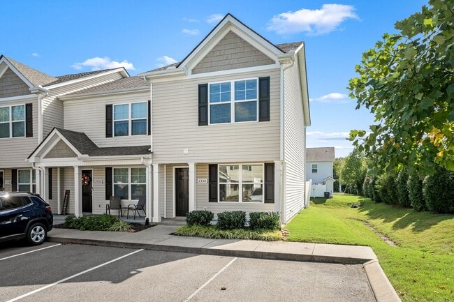 Building Photo - Heritage Place Townhome