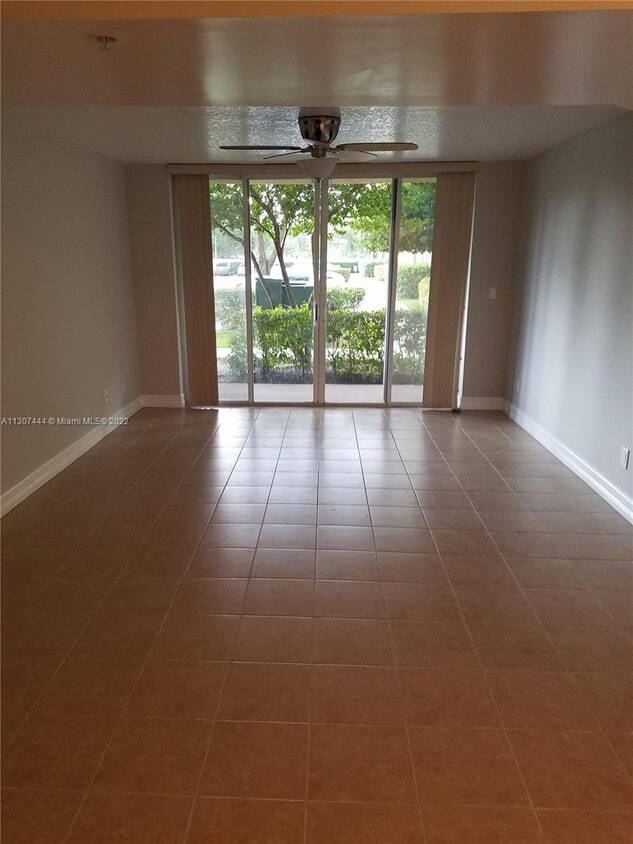 519 E Sheridan St Unit 1012, Dania Beach, FL 33004 Condo for Rent in