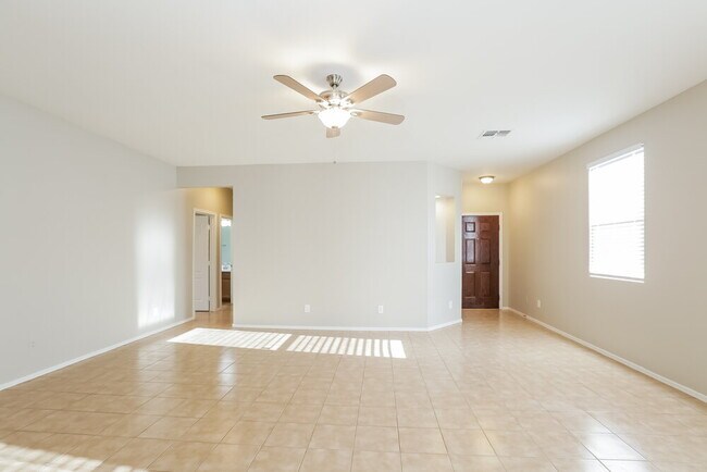 Foto del edificio - 7333 W St Catherine Ave