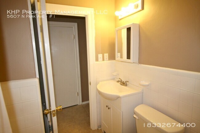 Foto del edificio - Spacious 1 bed apartment in Fern Rock area!