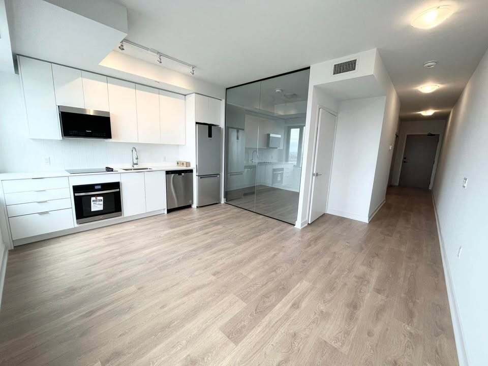 Primary Photo - 1 Bed 1 Bath - Apartment
