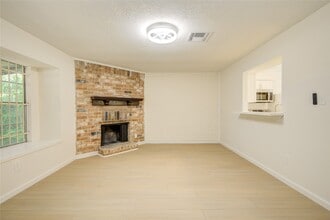 Building Photo - 12803 High Star Dr