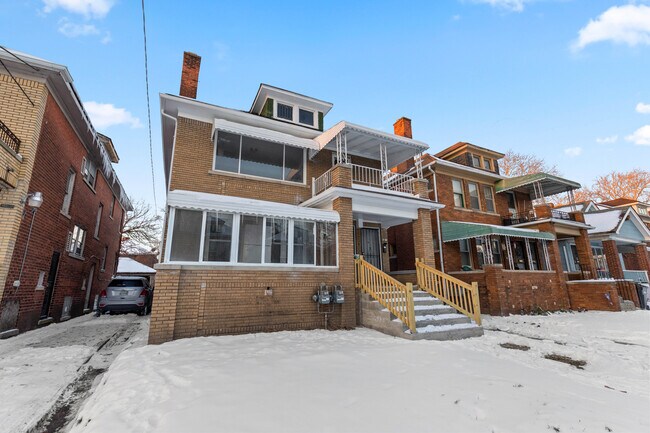 Foto del edificio - 4308 Tyler St
