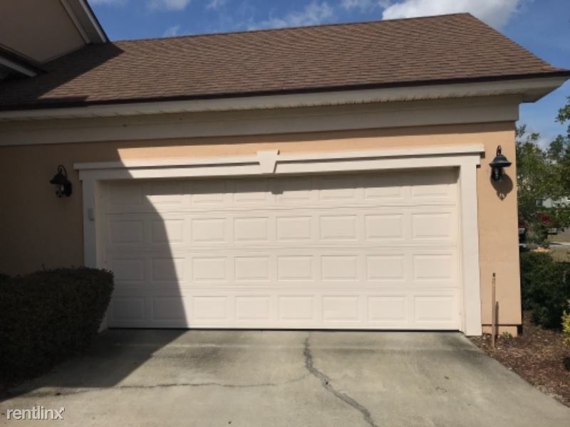 Primary Photo - 2215 Autumn Cove Cir