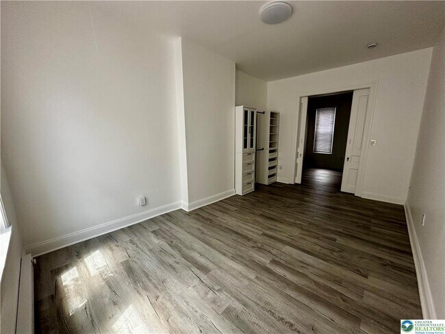 Foto del edificio - 37 10th St