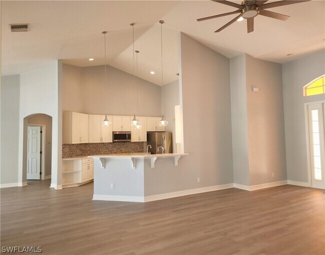 Foto del edificio - 3129 SW 26th Pl