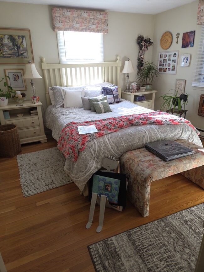 Foto del edificio - 2 Deborah Rd