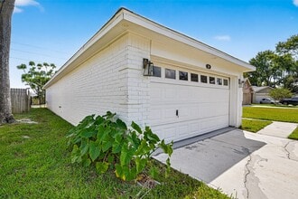 Building Photo - 1114 Briarmead Dr