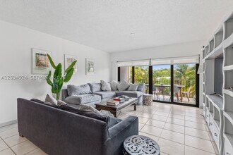 Building Photo - 575 Crandon Blvd