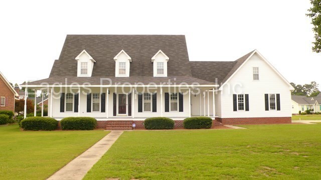 Primary Photo - 106 Crosswinds Dr
