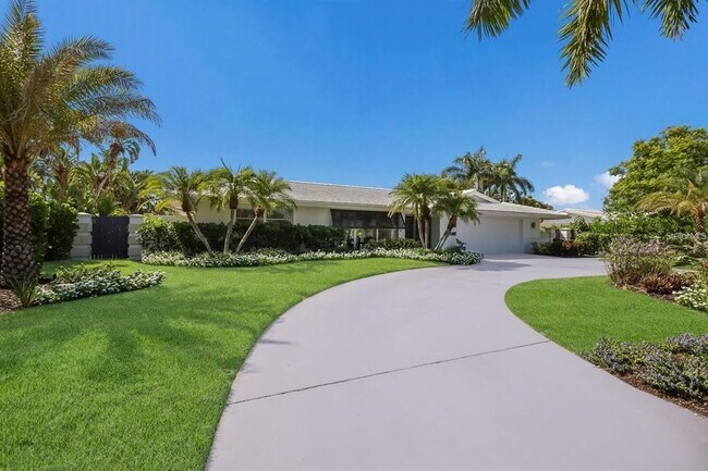 Foto del edificio - 567 Bird Key Dr