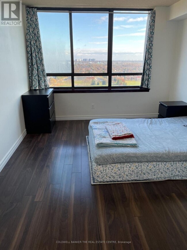 Building Photo - 75 Bamburgh Cir