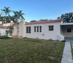 Building Photo - 668 NW 72nd Terrace
