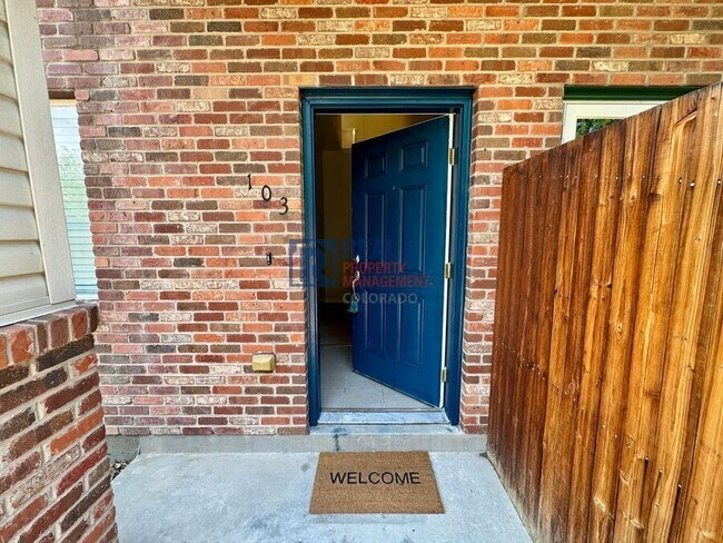 Foto del edificio - 838 S Kalispell Cir
