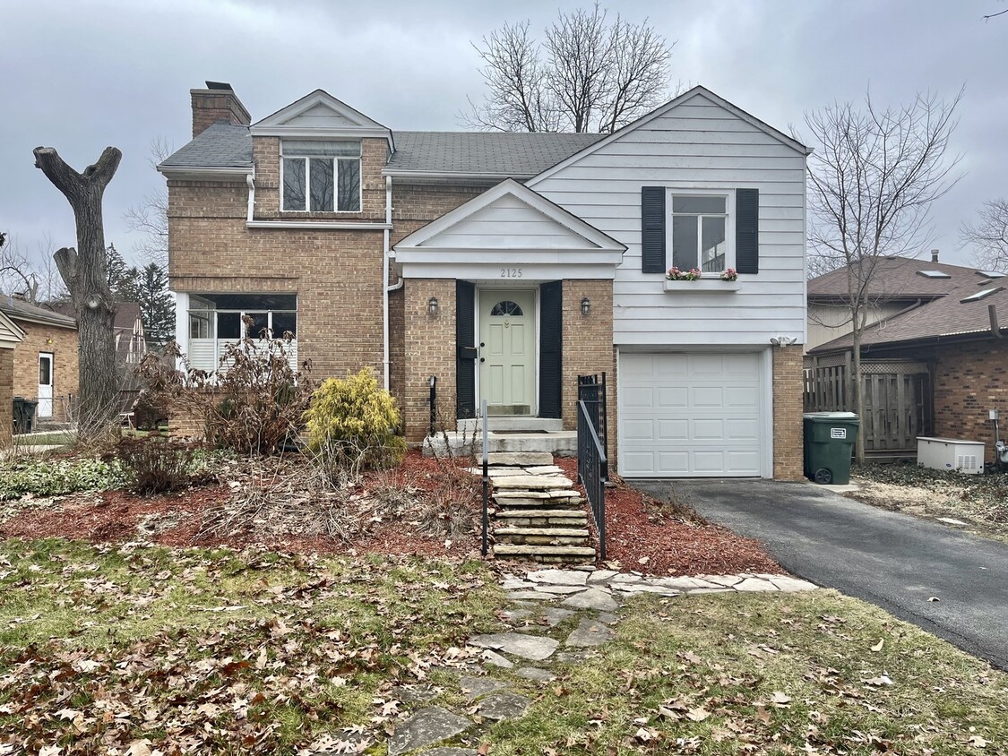 2125 Marston Ln, Flossmoor, IL 60422 House Rental in Flossmoor, IL