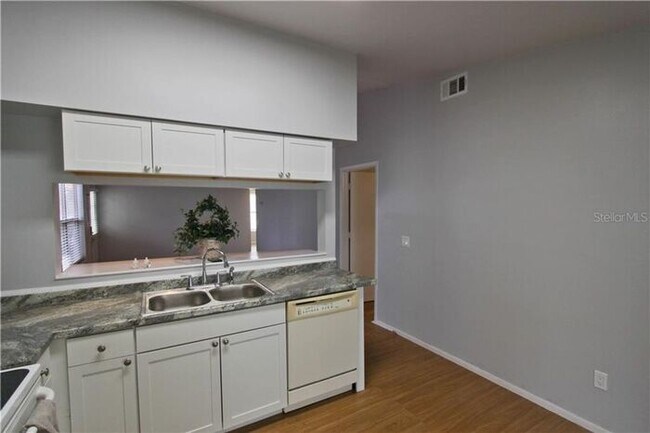 Building Photo - CHELSEA SQUARE- Kissimmee
