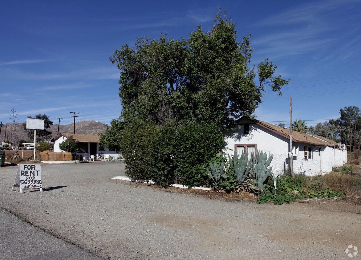 Building Photo - 13300 Old 215 Frontage Rd