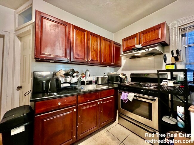 Photo - 3 Warwick St Apartment