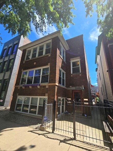 Photo - 2255 West Huron Street Unit 1F