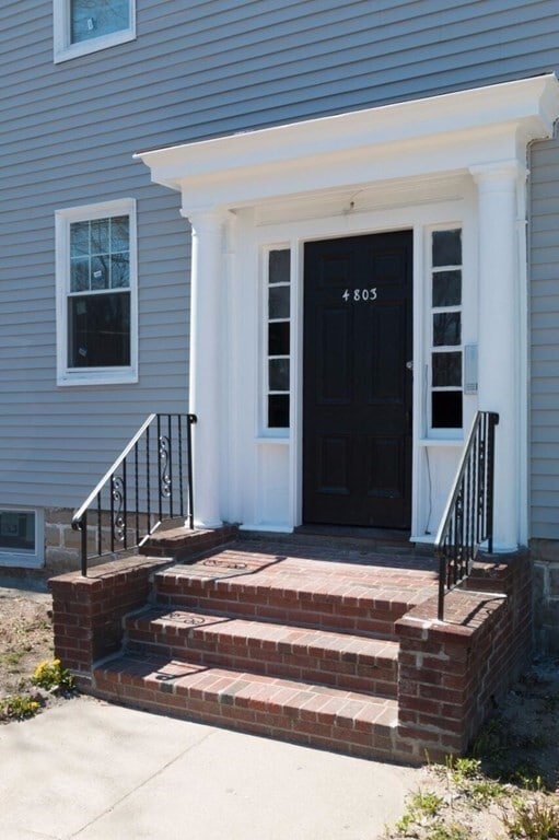Building Photo - 4803 Washington St