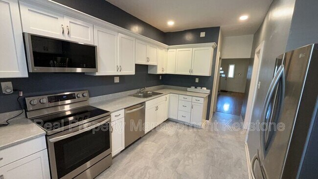 Foto del edificio - 1122 Greenfield Ave