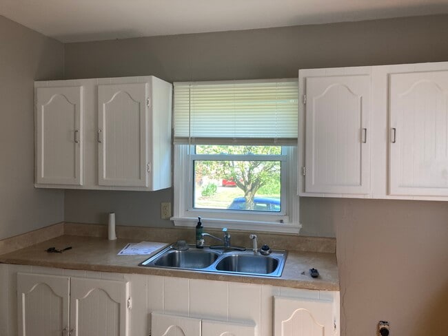 Building Photo - 4322 Merrydale Ave